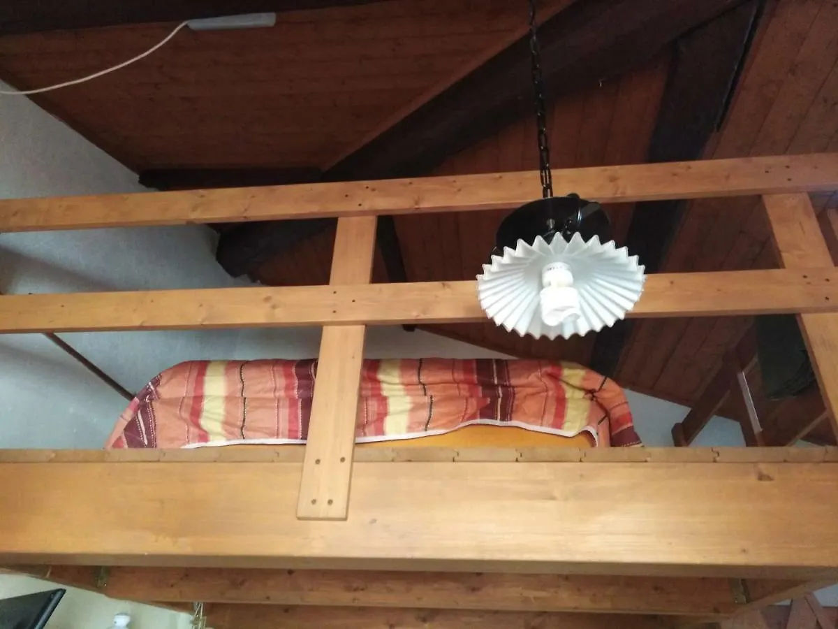 L ' Canton B & B Colonnata 0*,  Italy