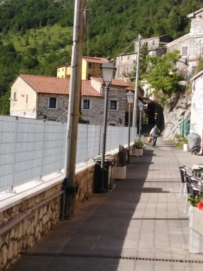 Bed & Breakfast L ' Canton B & B Colonnata